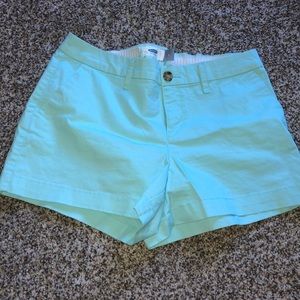 Old navy size 2 teal shorts!